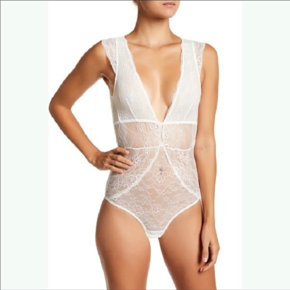 SAM EDELMAN LACE BODYSUIT - Picture 3 of 8